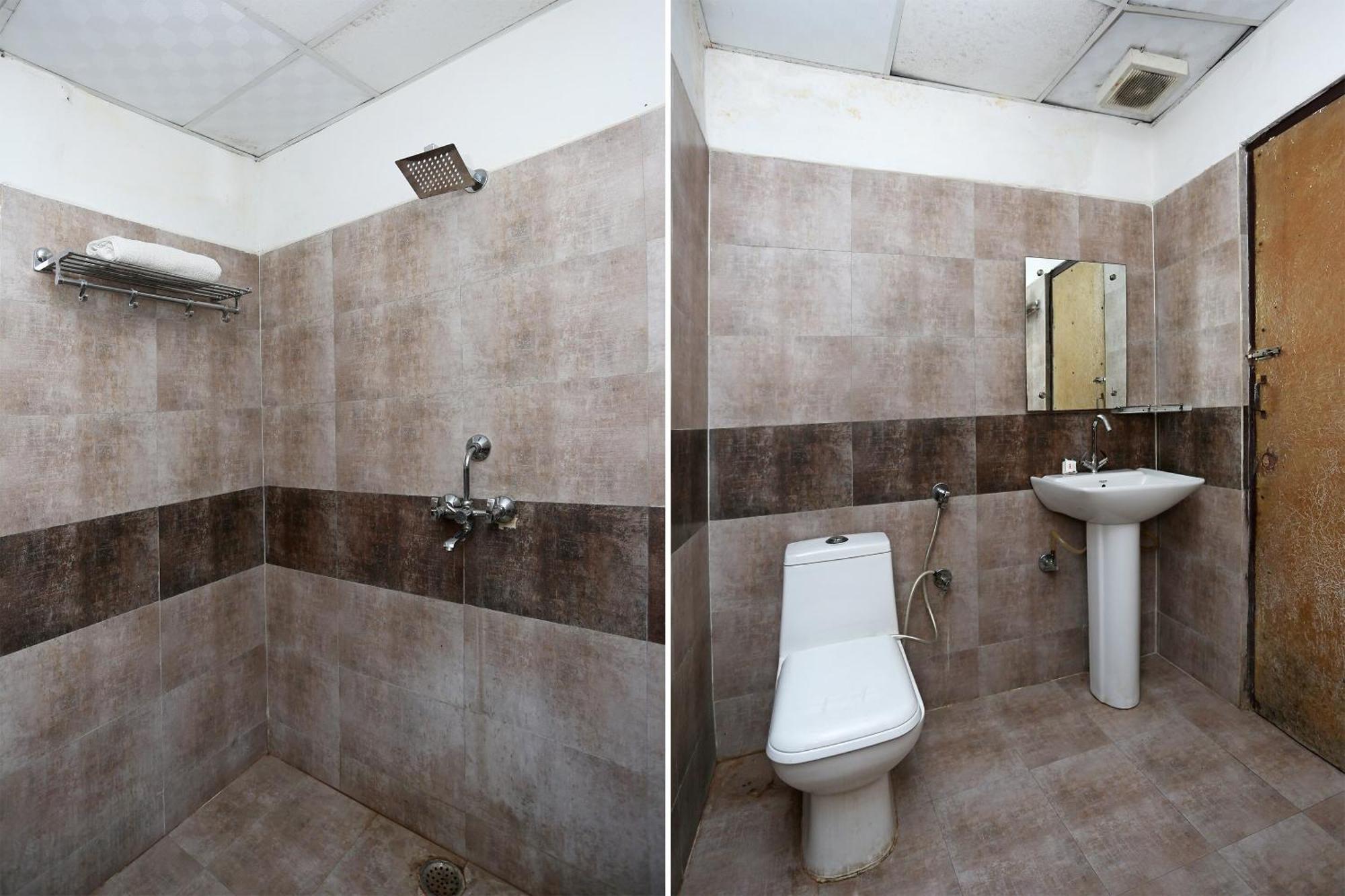 Hotel O Kanha Continental Агра Екстериор снимка